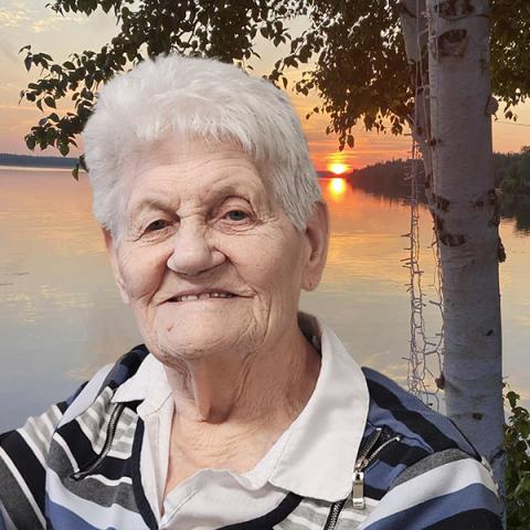 Edna Saumure