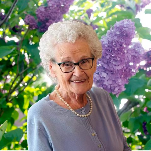 Jeannette Carrier Girard