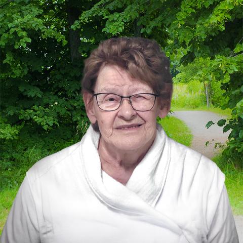 Yvette St-Pierre
