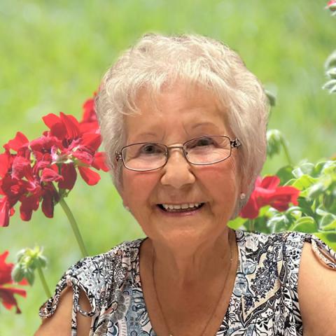 Jeannine Gagnon