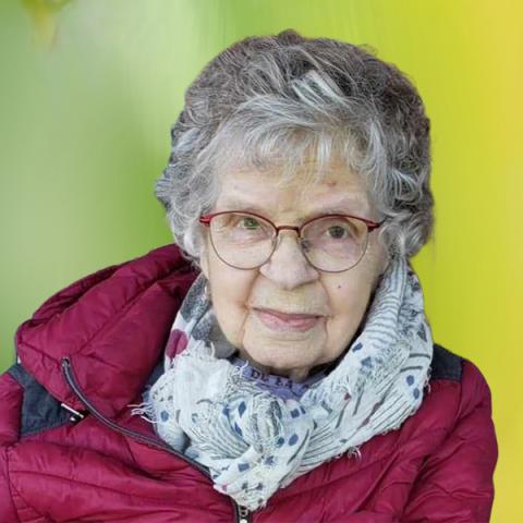 Yolande Côté