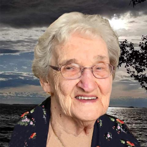 Noëlla Charette Galarneau