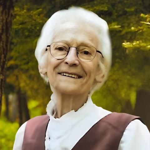 Estelle Roy