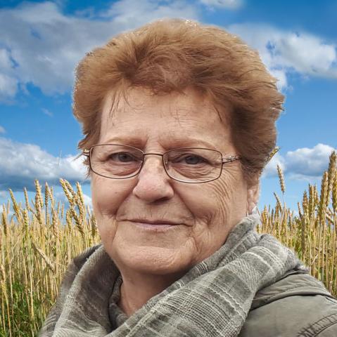 Claudine Naud
