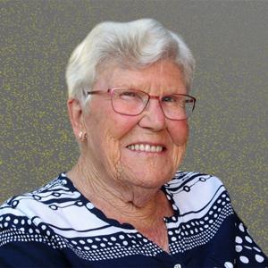 Jeannette Perreault (St-Amour)