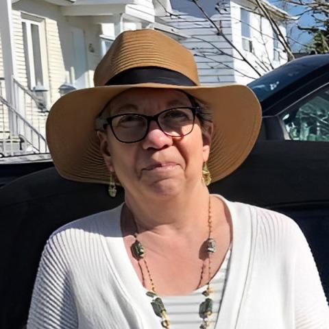 Anna Neveu