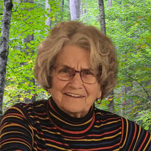 Nicole Caron (Bourque)