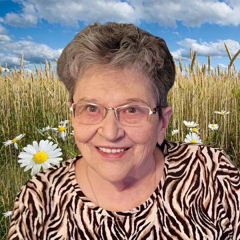 Lorraine Dion