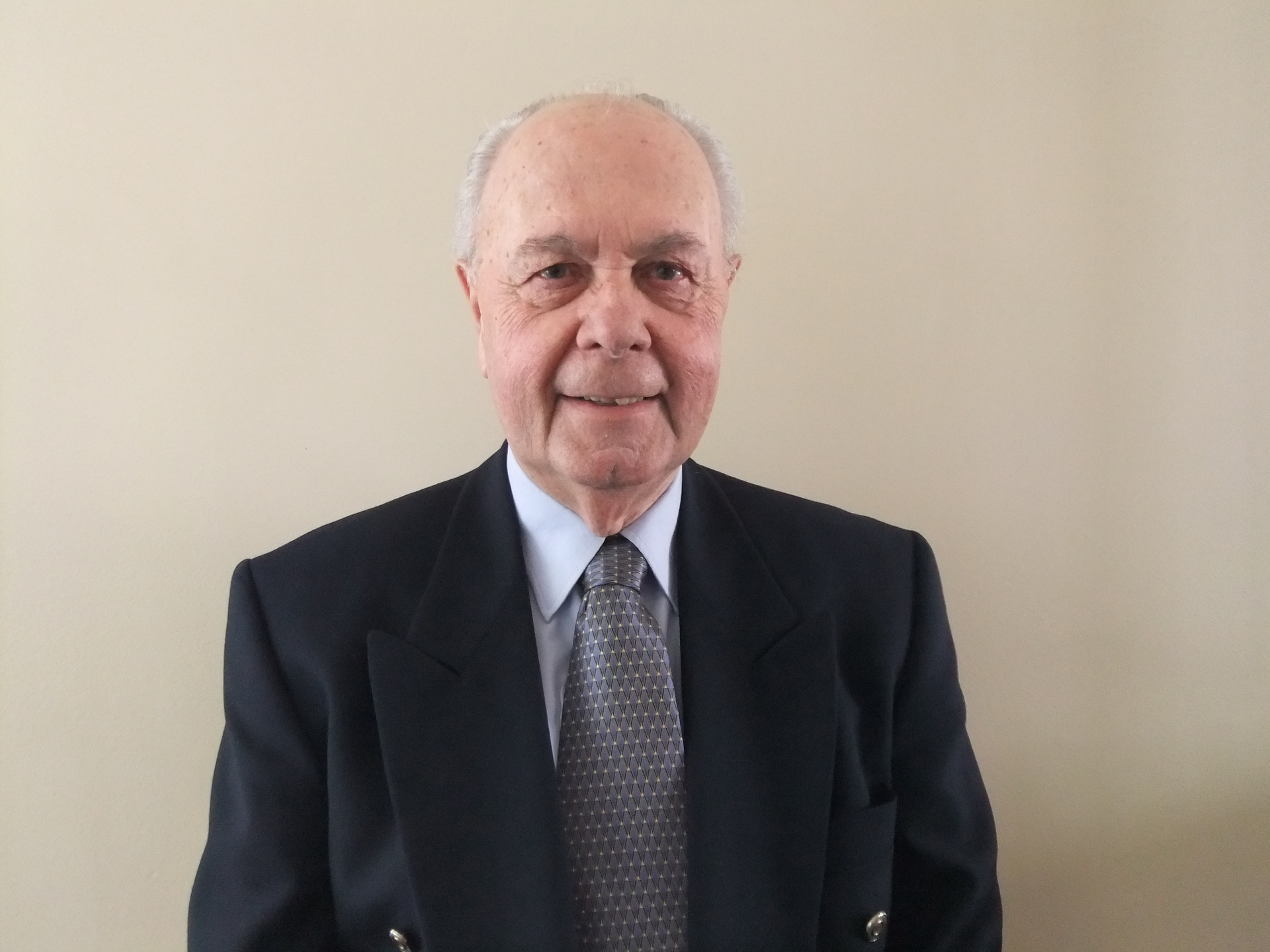 Raymond Hébert