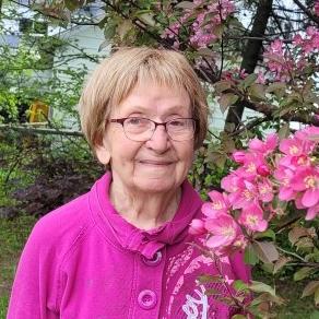 Lucille Mikolajczak (née Dumas)